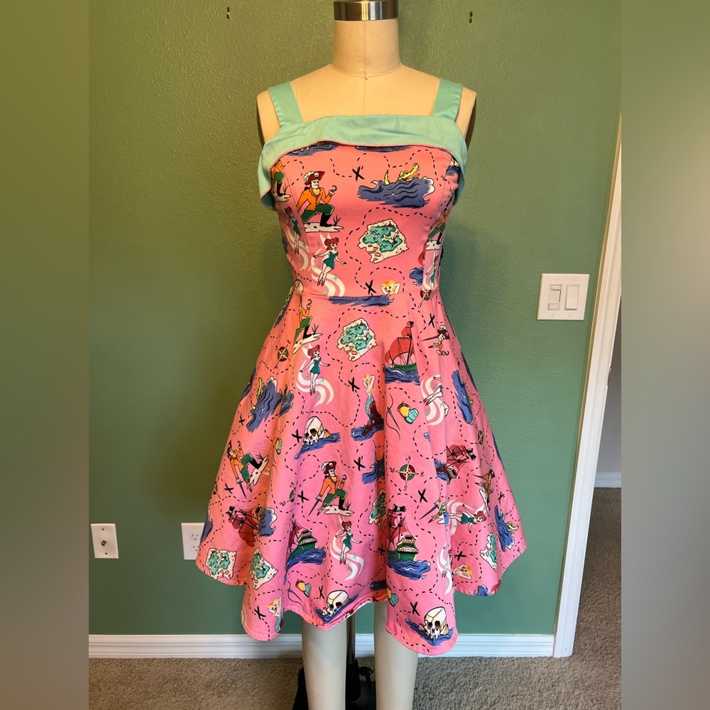 Pinup girl – Neverland Golightly – S
